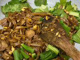 Kwetiau Goreng Telur Bakso