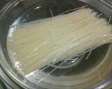 Foto del paso 4 de la receta: Wok de verduras con fideos de arroz