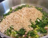 Foto del paso 2 de la receta: Arroz meloso con rape, ajetes y alcachofas