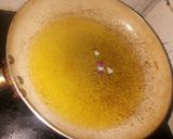 A picture of step 3 of Irish Potato source with white macaroni.