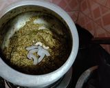 A picture of step 6 of Palak pulao.