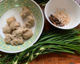 韮花肉羹的食譜步驟1照片