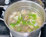 Hình bước làm 3 của món Canh Khoai Sọ Nấu Xương Giò Heo