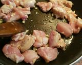 Foto del paso 2 de la receta: Bulgur a los tres pimientos con contramuslo de pollo