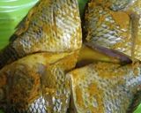 Foto langkah ke 1 dari resep Ikan goreng.