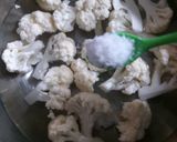 Hình bước làm 1 của món Mì xào rau củ chay