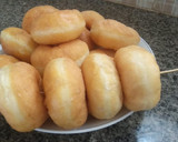 Foto langkah ke 10 dari resep Cara mudah membuat donat hanya diaduk aduk saja hasil kokoh empuk lembut menul menul.