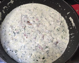 Foto del paso 2 de la receta Macarrones con queso crema, Espinacas, Champiñones y Bacon