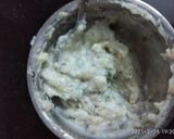 A picture of step 2 of Garlic masala pav.