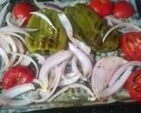 صورة لخطوة 2 من وصفة سمك السردين و الخضر مشوية في الة بانيني
