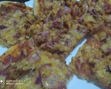 A picture of step 10 of Chicken Macon barbeque pizza.