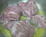 Foto del paso 1 de la receta: Carrilleras con bacon estofadas