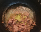 Foto del paso 2 de la receta: Rigatis con atún en salsa