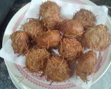 A picture of step 8 of Vermicelli potato chutney coins.