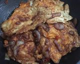 Foto langkah ke 3 dari resep Egg with Caramelized onion.