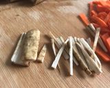 A picture of step 1 of Classic kinpira gobo (burdock).