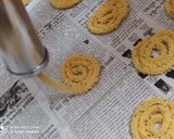 A picture of step 5 of Chakoli Diwali special snacks.
