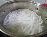 Hình bước làm 2 của món Bánh canh hẹ Phú Yên