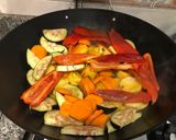 Foto del paso 1 de la receta: Estofado de pollo y carne bien completo muy fácil!