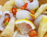 Foto langkah ke 5 dari resep Manisan rambutan nanas pedas.