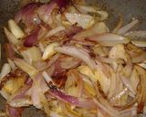 A picture of step 1 of Kadhai Paneer.