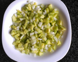 Foto del paso 2 de la receta: Ensalada de pepino y cebolla