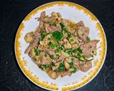 Foto langkah ke 6 dari resep Daging Sapi Jamur Kancing.