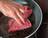 Foto del paso 1 de la receta: Chuleta de cerdo, salsa de mostaza y encurtidos
