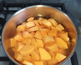Une image de l'étape 1 de Patates douces gratinées à la crème de coco.