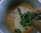 Foto langkah ke 4 dari resep Daun Singkong Kuah Santan.