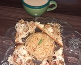 A picture of step 4 of Spaghetti bread Pizza.