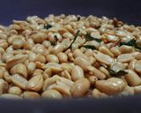 Foto langkah ke 3 dari resep Kacang Bawang Garing Yg Gurih.
