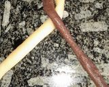 Foto del paso 4 de la receta: Galletitas de aceite bicolores
