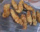 รูปขั้นตอนการทำที่ 4 ของ Crispy Chicken and Fruffy Pancake