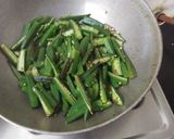ભીંડા નું ક્રિસ્પી શાક (Crispy Bhindi Sabji Recipe In Gujarati) રેસીપી સ્ટેપ1ફોટો
