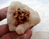 Foto langkah ke 4 dari resep Mochi isi kacang tanah.