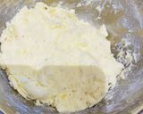 Hình bước làm 3 của món Vào bếp cùng con: bánh khoai tây bọc phô mai chiên (potato mochi) cho ngày mưa hoặc không