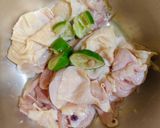 Foto langkah ke 1 dari resep Tum Ayam Tanpa Daun.