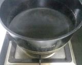 A picture of step 2 of White sauce pasta.