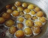 A picture of step 3 of Gooseberry murabba.