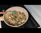 Foto langkah ke 5 dari resep Tumis ikan suwir lombok ijo.