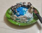 A picture of step 9 of North Pole Creamy Slab (Cake).