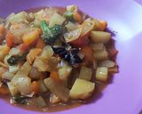Foto langkah ke 4 dari resep Vegetable Curry.