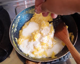 Foto langkah ke 6 dari resep Buttermilk Scrambled Egg.