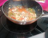 Foto del paso 3 de la receta Fideuá con marisco y merluza
