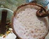 A picture of step 3 of Monster Milk shake.