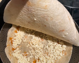Foto del paso 3 de la receta: Pizza casera con tortillas Bimbo sin horno