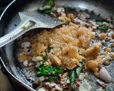 A picture of step 4 of Vidarbha Nagpuri style lagnachi pang titla special gud methi amba.