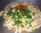 Foto langkah ke 4 dari resep Tumis Jamur Tiram.