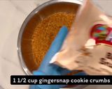 A picture of step 3 of Pumpkin cheesecake with gingersnap pecan crust.